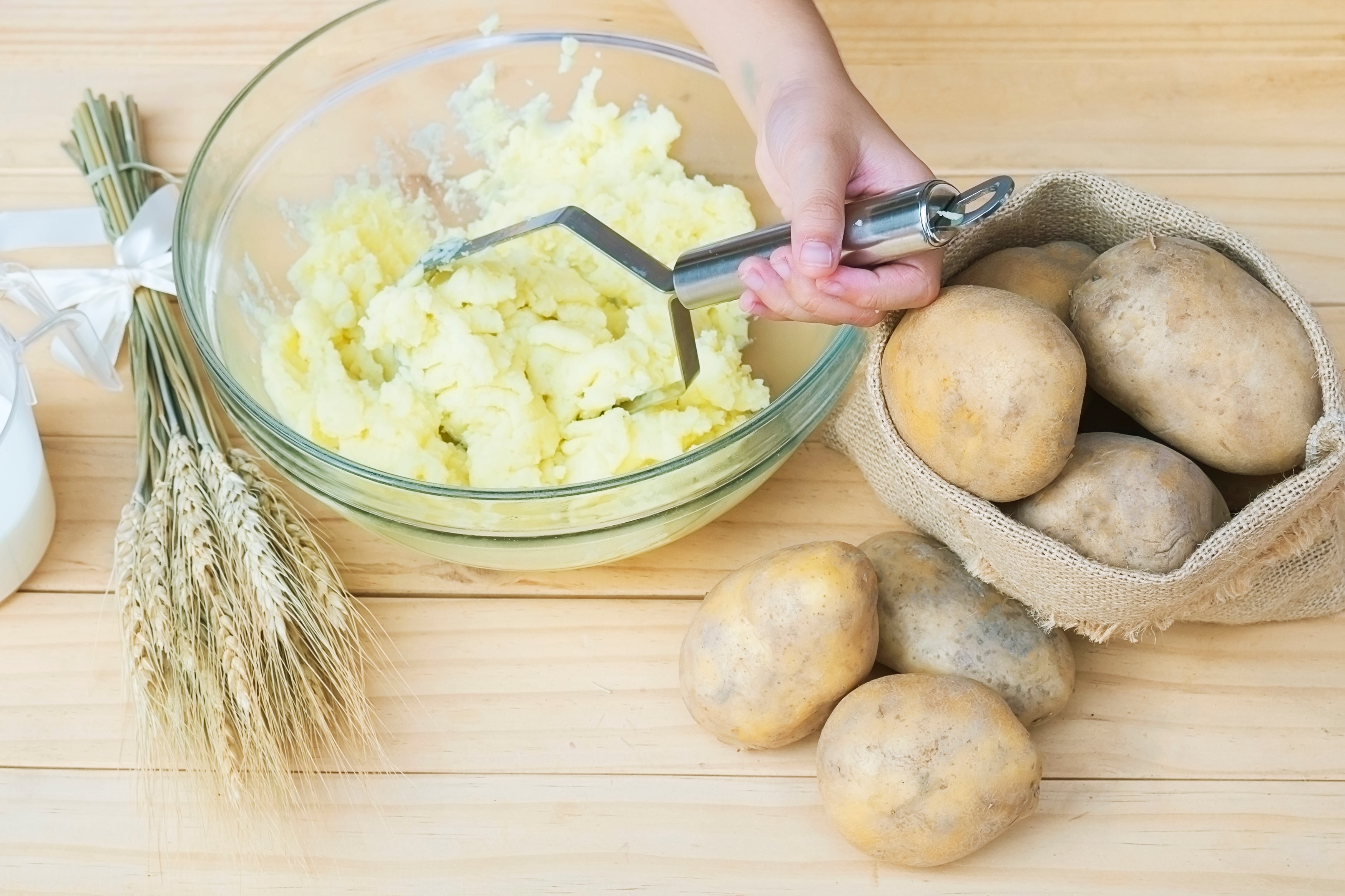 How Your Gut Produces Postbiotics – And Why Synbiotics Are the Smartest Solution